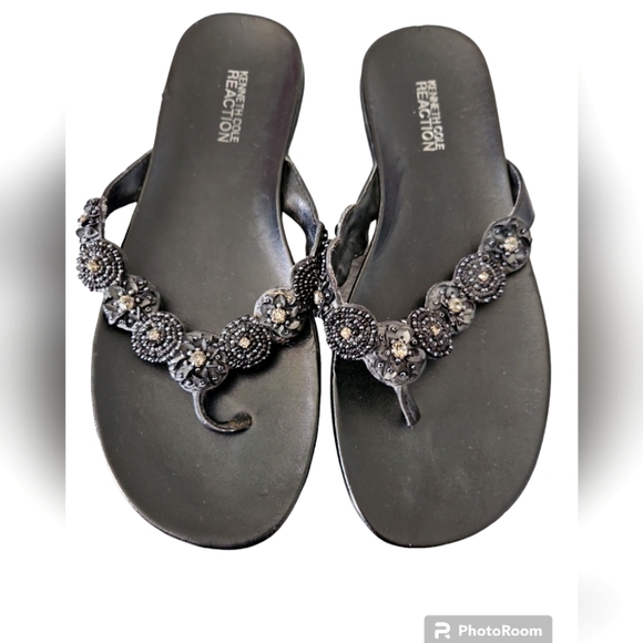 Kenneth Cole Flip Flops 7 1/2 - Picture 1 of 4